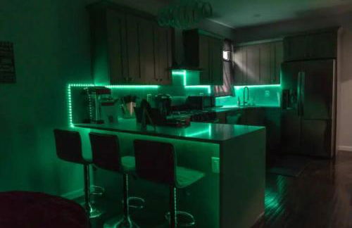 W3S - Large 7br 3bath - Sleeps 20 - 3 Living rooms - Yard and Deck - Foto 16