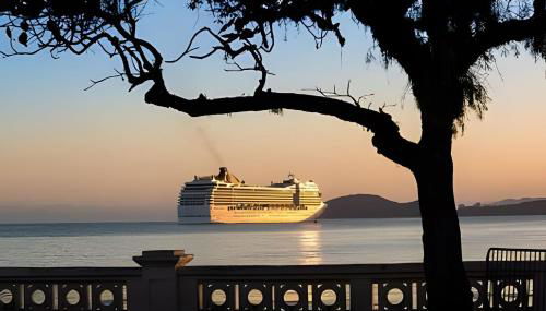 Lindo Apto Beira Mar - Ponta da Praia - Santos - Foto 4