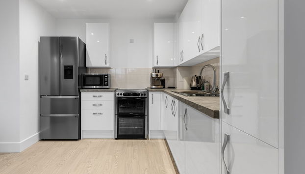 London - 1 Bed Apartment - Sleeps 2 - Long Stays - Foto 4, Cocina privada