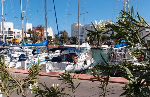 Luxury apartment in central Almerimar with Free Secure Parking - Foto 30