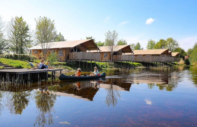 Lovely Tent with Kitchen & Bathroom Located near Pond - Photo 8