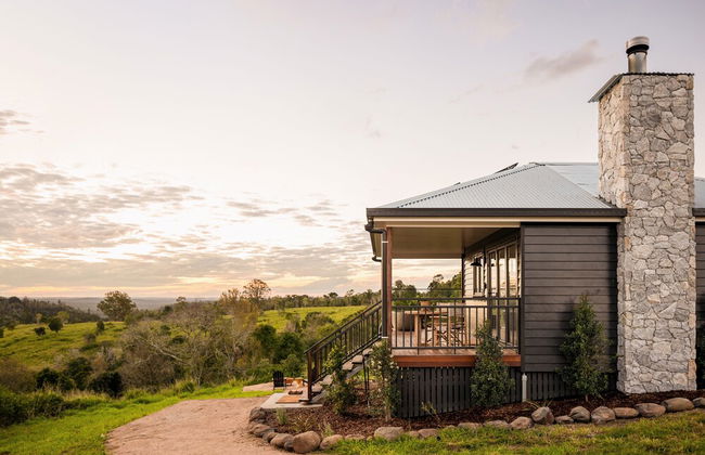 The Firebreak - Foto 2