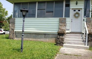 D.C.'s Brookland house Pets are Welcome! - Photo 1