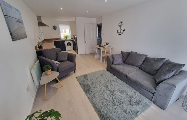 360 Serviced Accommodations - Waterfront Retreat - Modern Apartment - Foto 15