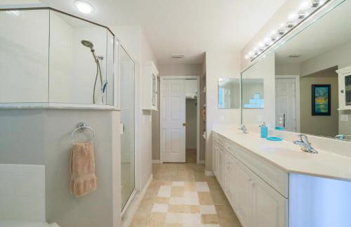 3 Bedroom 2 Bath Oceanwalk Condo With Estuary Views - Foto 19