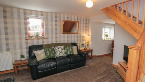 Farm Yard Cottage - Photo 3