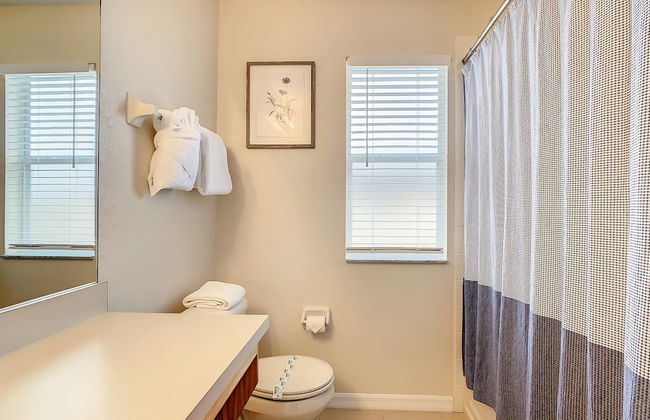 Spacious Regal Oaks Townhome by Disney - Foto 28