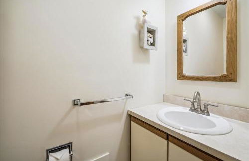 Glazebrook J5 3 Bedroom Townhome with Sauna & Fireplace - Foto 22