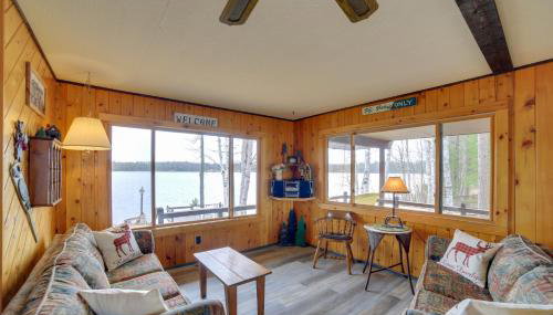 Lakefront Cabin with Private Dock and Beach! - Foto 3