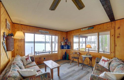 Lakefront Cabin with Private Dock and Beach! - Foto 3