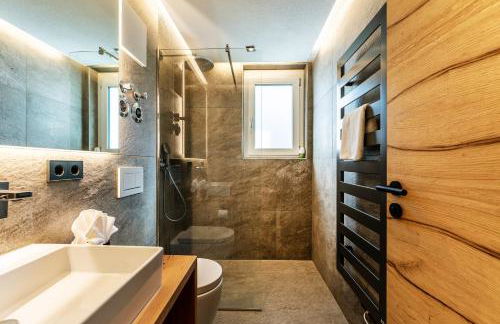Black Forest Luxury Apartment Bärenhöhle mit Sauna - Foto 17