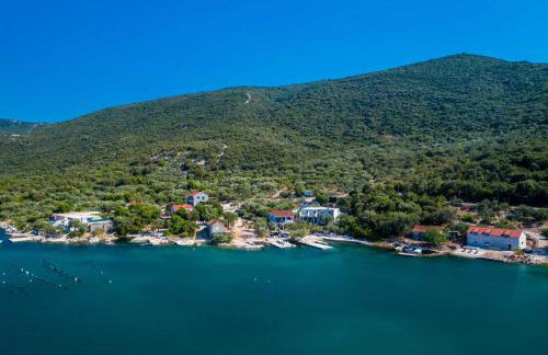 5* Beachfront Villa Olive Mill - Foto 48
