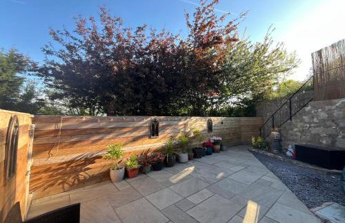 Private, Modern and Detached Garden Apartment - Photo 14