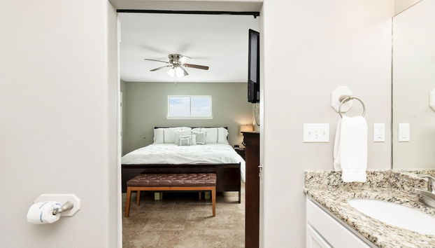 Latitude Adjustment - Private Pool/elevator! - Foto 2, Habitación