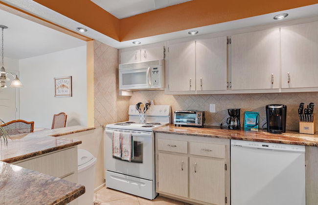 Serenity On Sutton 2 Bedroom Townhouse by RedAwning - Foto 9