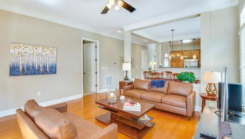 Spacious Lake Keowee Home Boat Slip and Pool Access - Foto 3