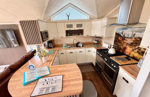 Hot Tub Lodge with Panoramic Views & Free Golf - Foto 46