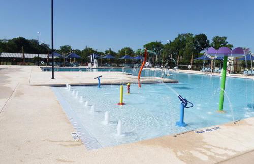 Perfecto Mundo 4, Orlando Area 4BR-2BA Jacuzzi-Billiard-Ping Pong-City Pool - Foto 17