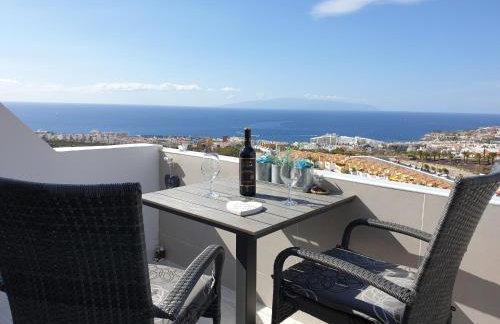 Views, international channels, A-C, pool, bar - Foto 23