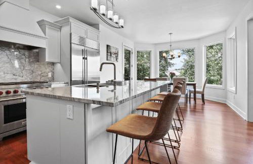 Luxurious Mansion, Deck, Patio, Chef’s Kitchen - Foto 9