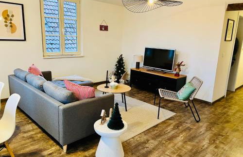 Alsace's Home - Photo 28