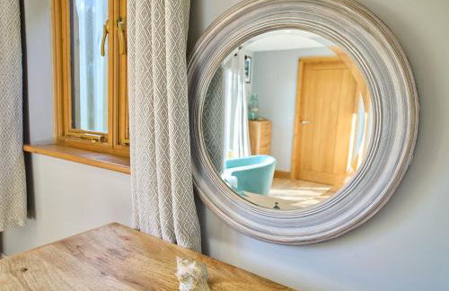 Host & Stay - Orchard Barn - Photo 27