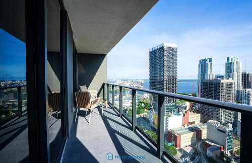 Apartment in New Luxury Condo in Downtown - Photo 32