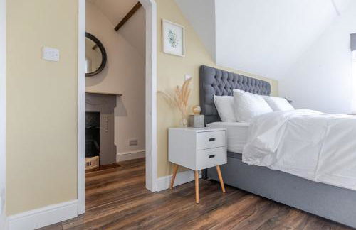 Stylish 3-Bed Home - 2 Mins to Beach & Town - Foto 33