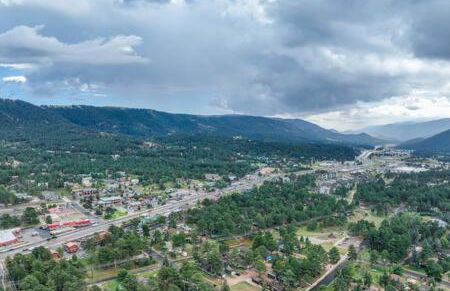 Cabin~Views~Heart of Town~W&D~Fireplace~Kitchen - Foto 50