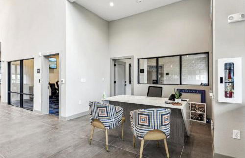 Landing Beautiful 2BD Gym Pool - Foto 26