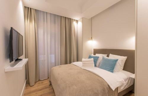 COURS SALEYA Renovated 3 Bedrooms 1 min to Beach Air Conditioning - Foto 37