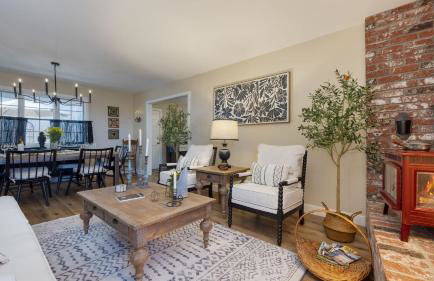 Coastal Retreat with Hot Tub Ocean Views Backyard Fun Newport Oasis by AvantStay - Foto 12