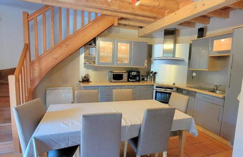 Maison calme avec jardin, 3 chambres, cheminée proche station de ski - FR-1-393-151 - Foto 4