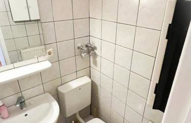 Zentrale 1 Zimmer Wohnung mit Küche - Foto 6