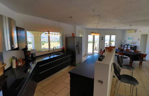 Luxurious villa in the sun - Photo 16