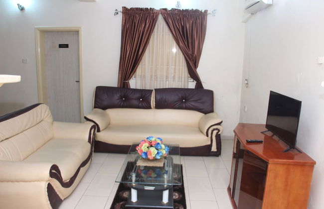 Barcelona Apartment - Photo 8