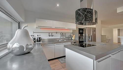 Loft Saint Roch - Spacieux - parking Gratuit - Photo 4, stove, dishwasher