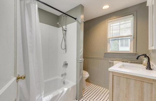 Home with Private Yard in Rocky Point - Foto 16