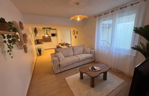 Suite Bali et sauna privé - vidéo projecteur - escapade romantique-centre - Foto 7