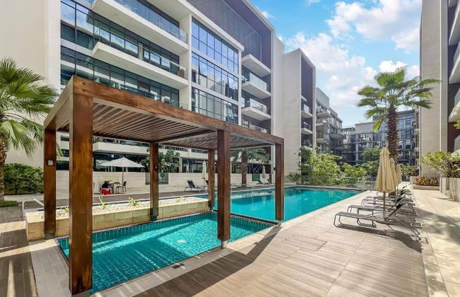 Aya - Awe-inspiring 2BR in City Walk with Balcony - Photo 30