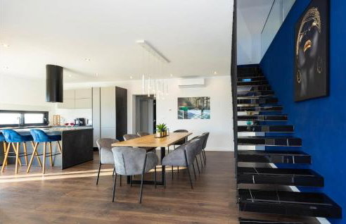 Amazing Home In Dicmo With Kitchen - Photo 29