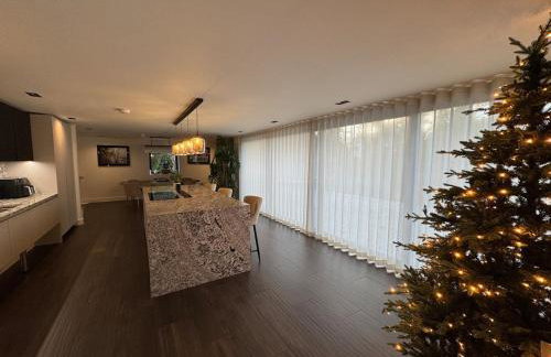 Luxury Villa - Hot Tub - Exclusive Offers - Amar Luxury Stays - Photo 31