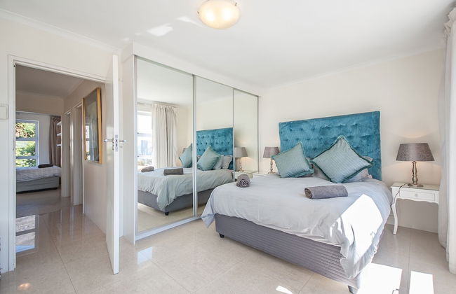 3 Canterbury Square - Photo 2