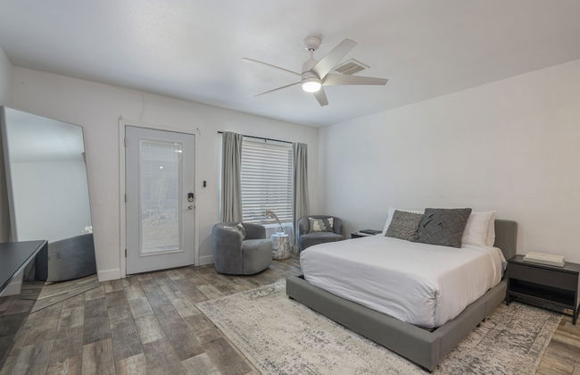 Ash & Ko Boutique Lodging - Photo 11