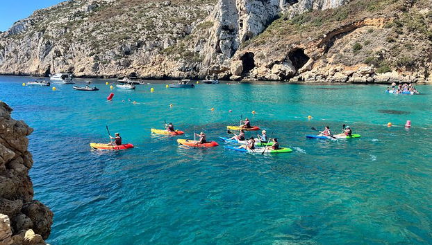 Kayak Javea Guiada Cala Granadella,cueva llop marí,cala en caló - Foto 2
