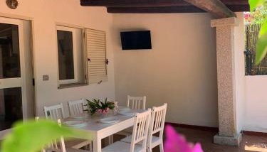 Villetta Ulisse a pochi passi dal mare - Foto 2