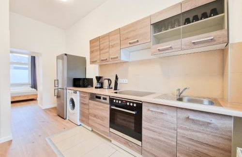 Tolstov Apartments - 1 or 4 Room Apartments - 15 Min to Messe DUS - 10 Min Old Town DUS - Foto 22