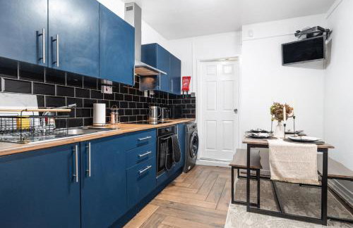 Newly Renovated 4BR House with lots of amenities - Foto 53