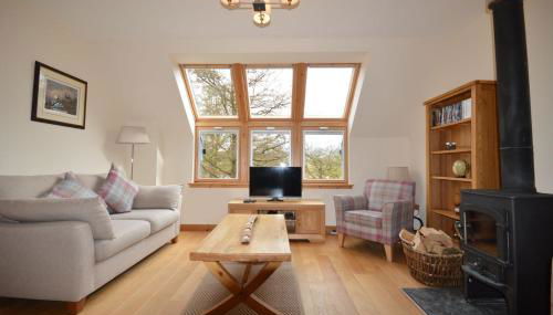 Tall Pines Apartment - Photo 2