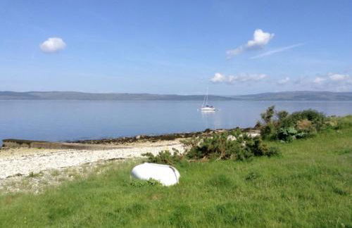 The Apostles - Photo 8